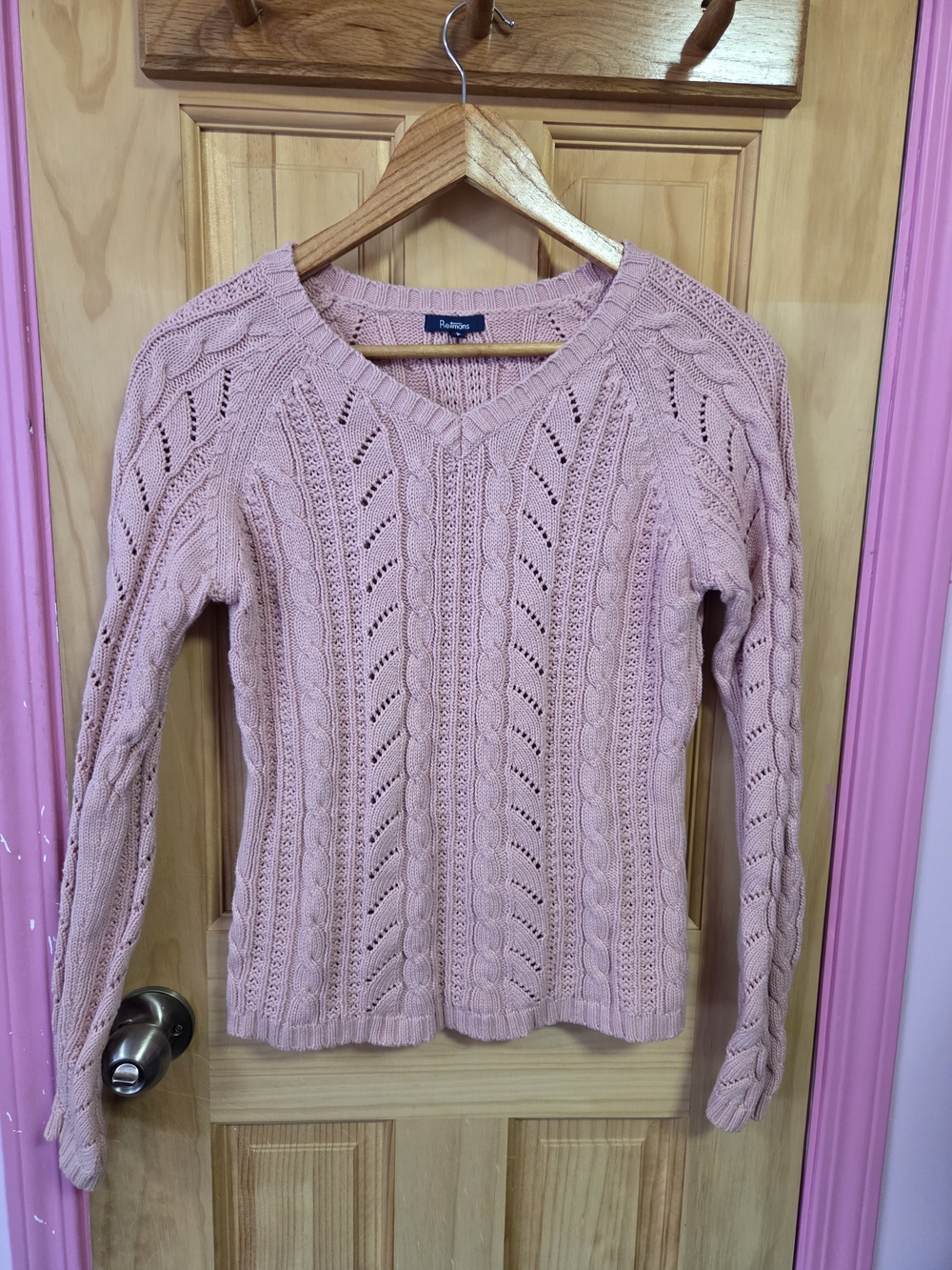 Reitmans Dusty Pink Cable Knit V-Neck Sweater